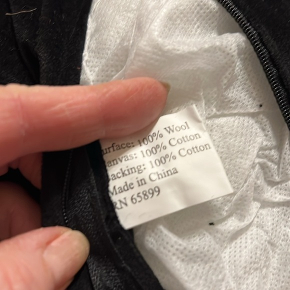 100% Wool Hooked Folk Art Pillow - Picture 5 of 6